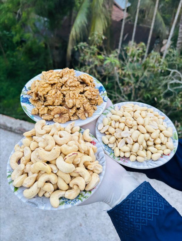আখরোট ২৫০ গ্রাম+কাজুবাদাম ২৫০গ্রাম+মিষ্টি কুমড়া বীজ ২৫০গ্রাম+ থাইচিবাদাম ২৫০গ্রাম
